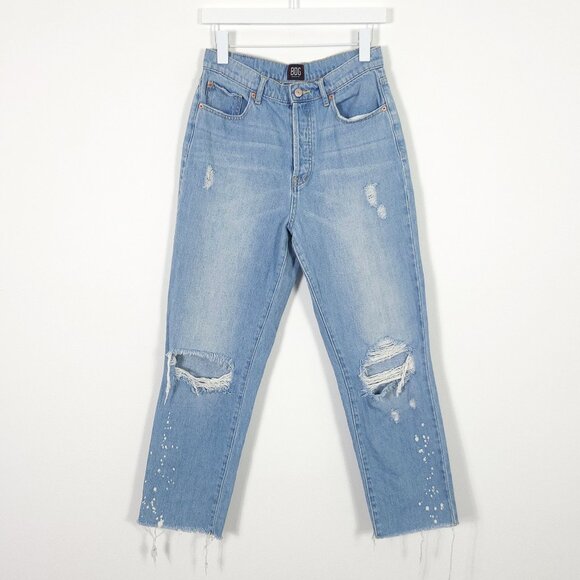 BDG Urban Outfitters Light Wash Distressed Slim Straight Cutoff Jeans - Picture 1 of 8